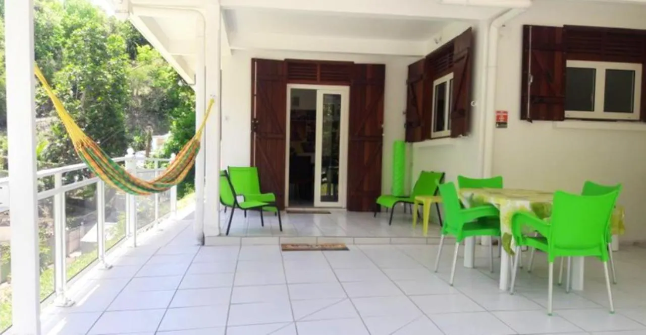 Maison De 2 Chambres A Le Gosier Avec Jardin Amenage Et Wifi A 3 Km De La Plage 0*, Le Gosier (Grande-Terre)