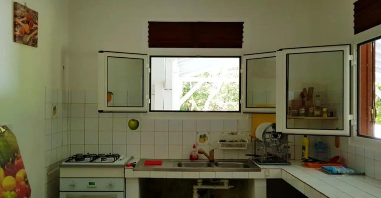 Maison De 2 Chambres A Le Gosier Avec Jardin Amenage Et Wifi A 3 Km De La Plage Holiday home
